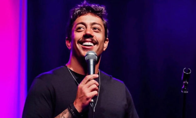 Humorista deixou a Engenharia para se dedicar ao stand up comedy